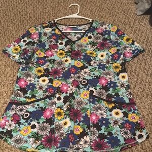 NWOT flower scrub top